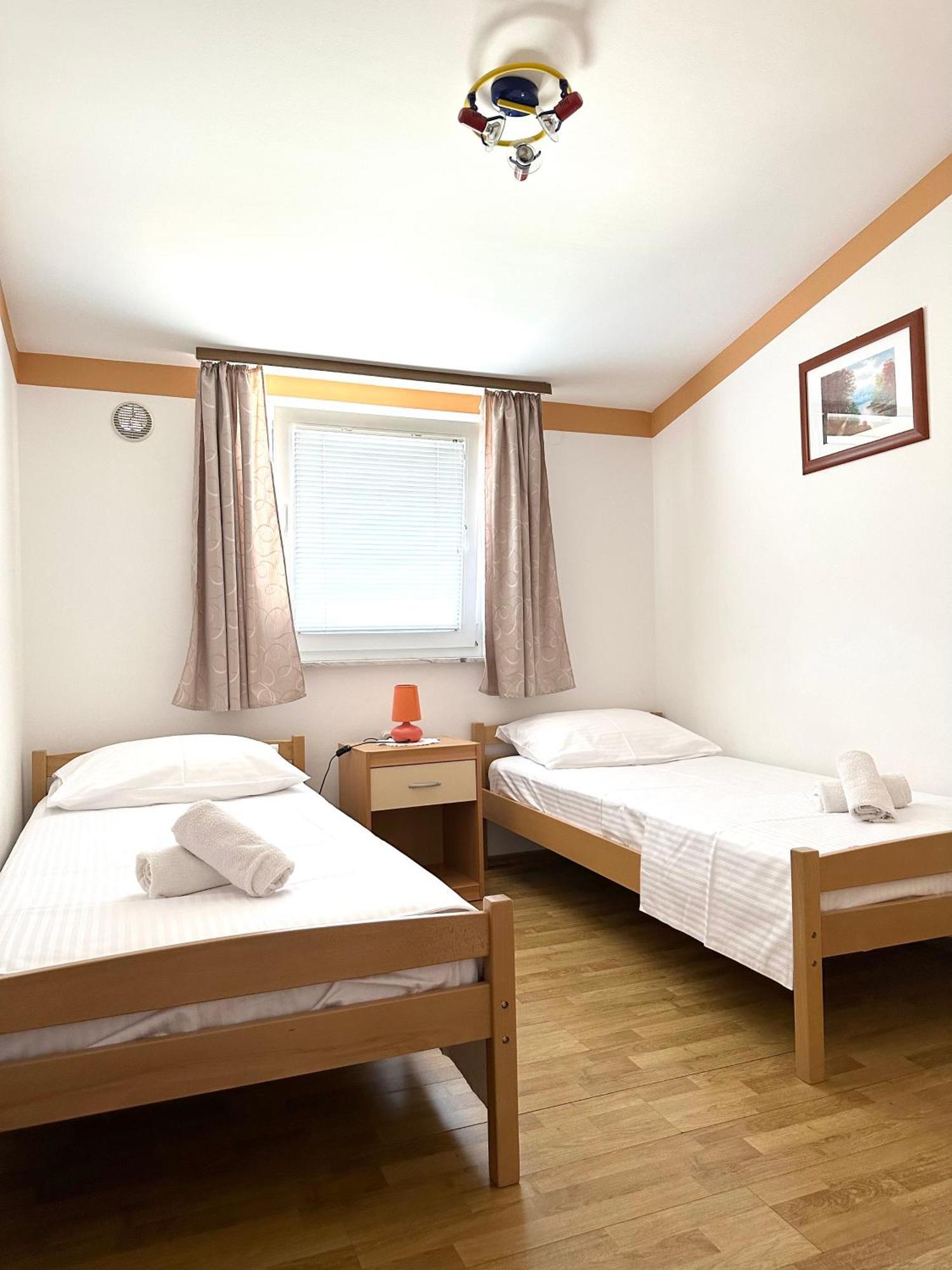 Apartmani Bermanec 维尔 外观 照片